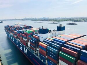 中国到美国物流多少钱？海运空运价格对比-鑫汉物流