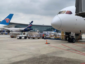 中国到欧洲空运物流费用每公斤报价及清关方案-鑫汉物流